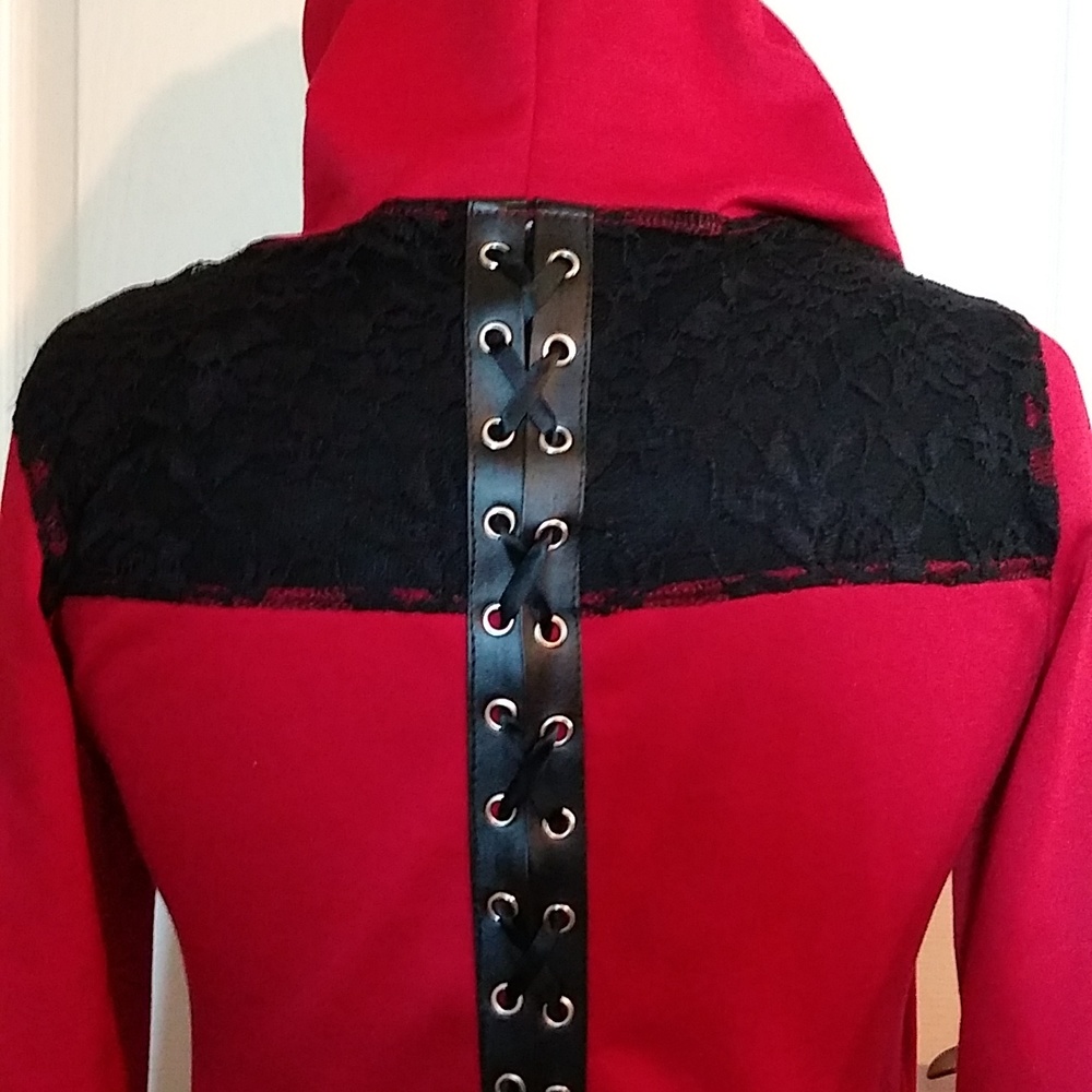 Hoodie long sleeve zip up size medium